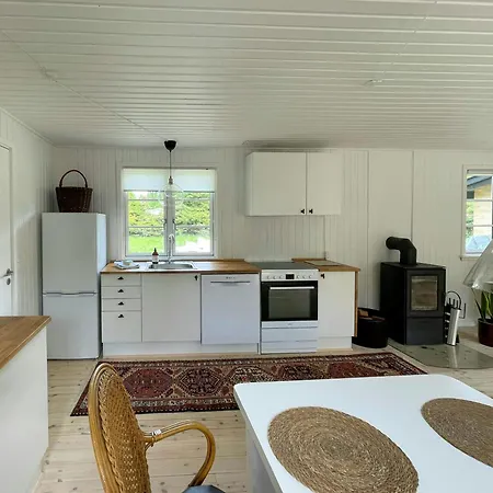 Summer House With Sauna Near Udsholt בית נופש